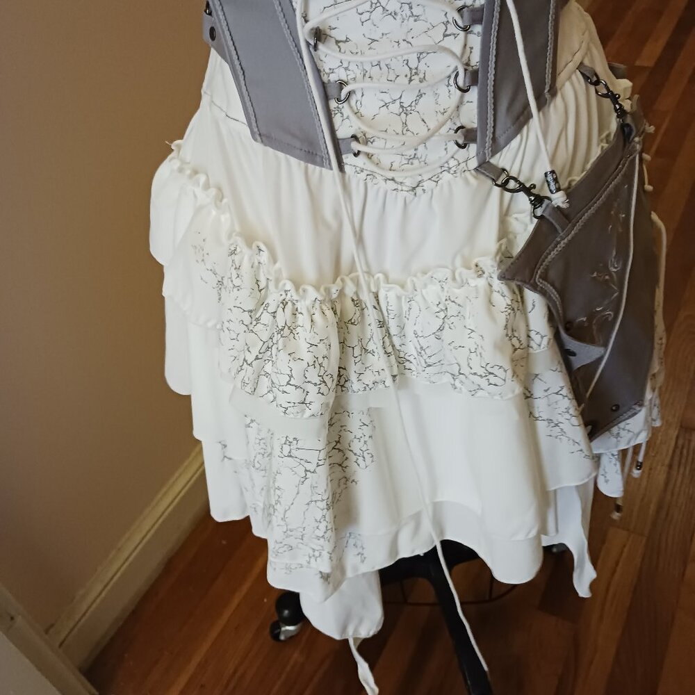 Ozzon Skirt - Picture 4 of 4